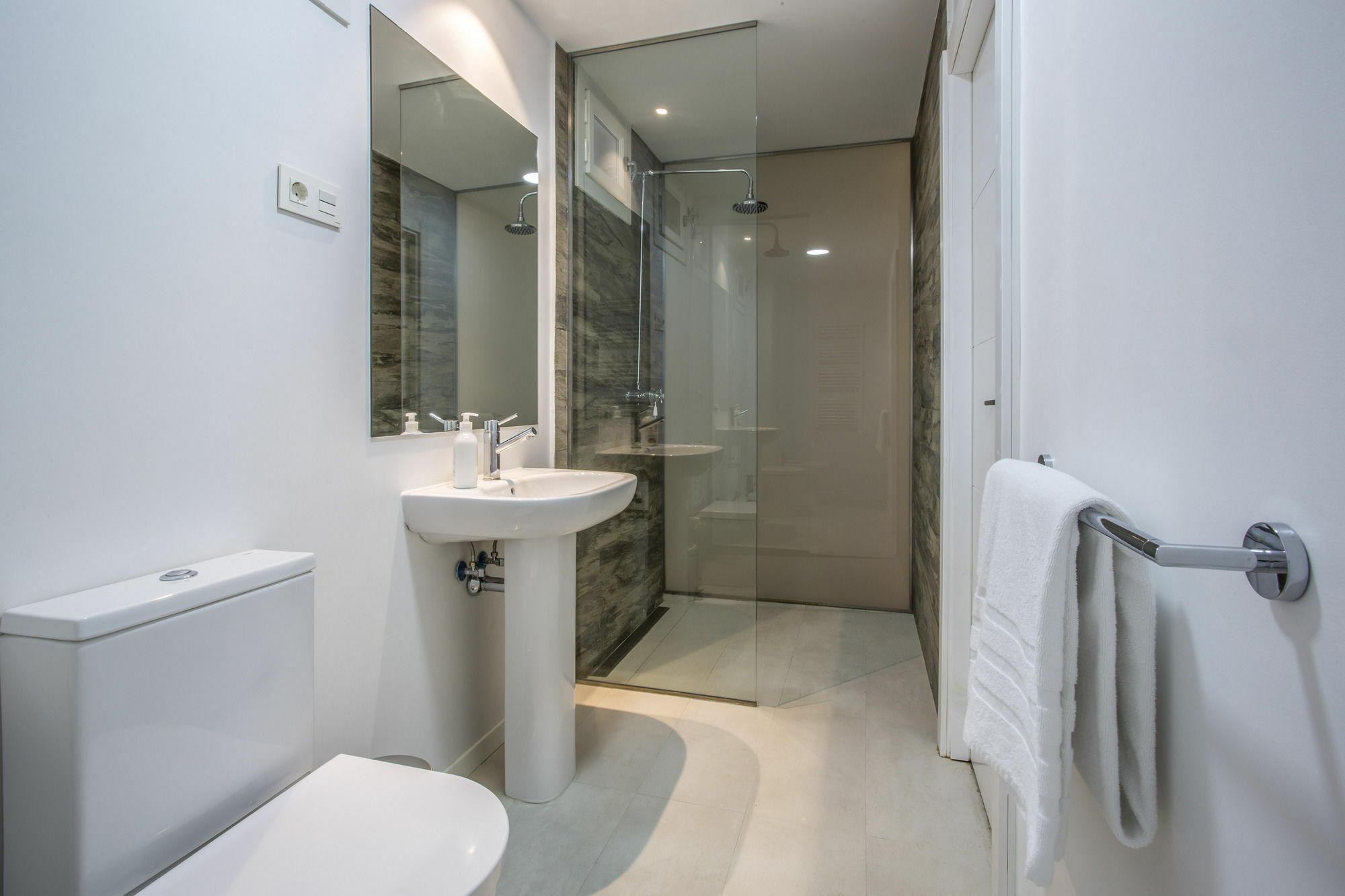 Slow Suites Luchana Мадрид Екстер'єр фото